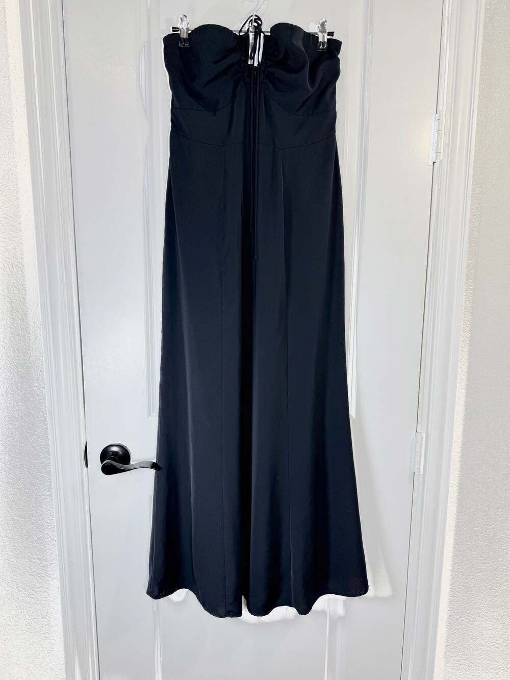 Abercrombie & Fitch Black Strapless Keyhole Cutout Maxi Dress
